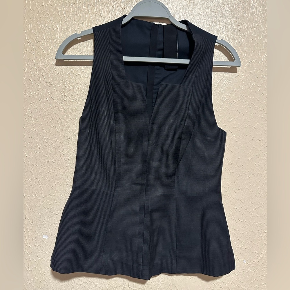 Karolina Zmarlak Sleeveless Split Neck Top Size 6 Luxury Cotton‎ Silk